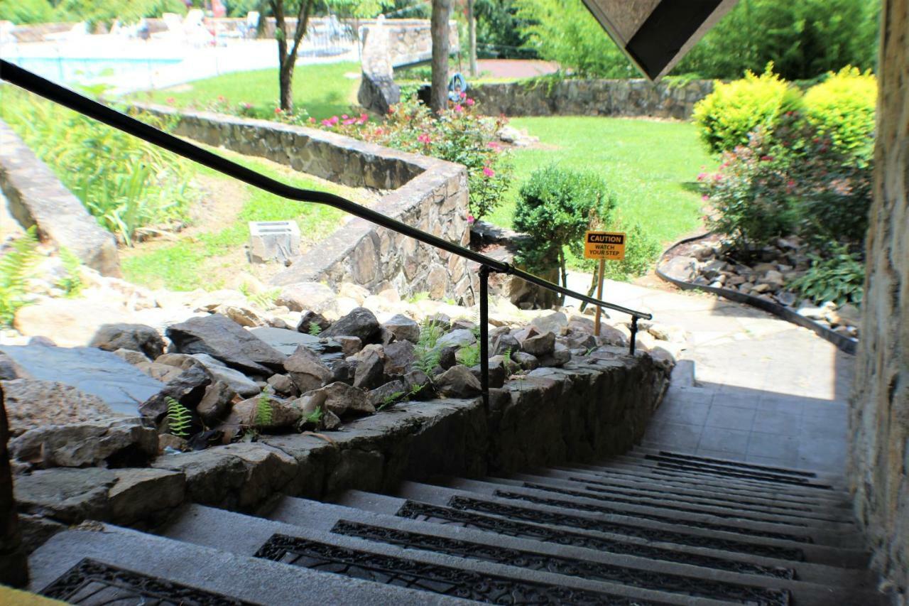 Chalet Inn Gatlinburg Esterno foto